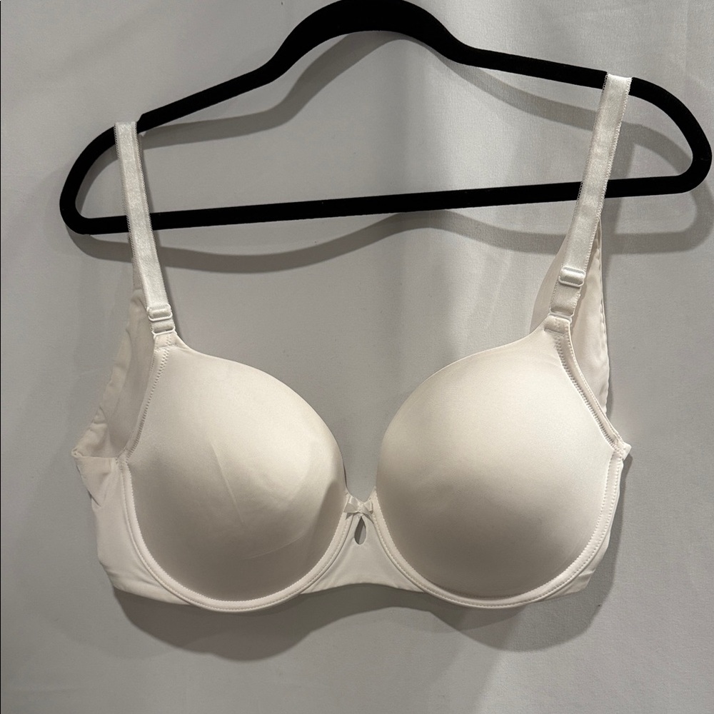 Torrid White Full-Coverage Bra - image 1